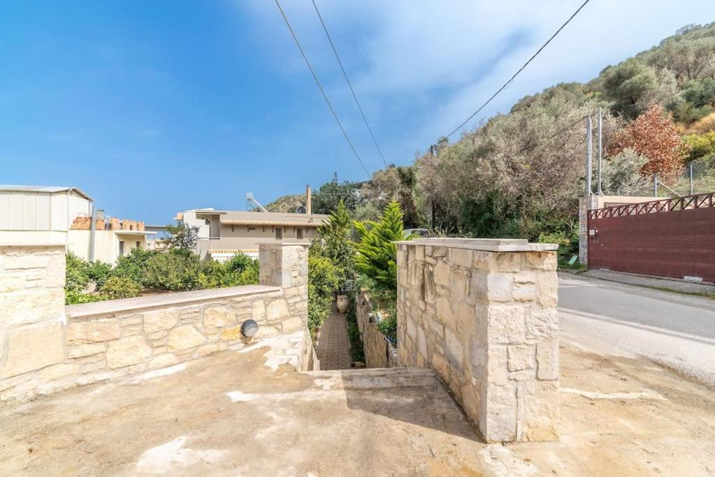 Citrea Stylish House With Garden Near Beach Iráclio Exterior foto